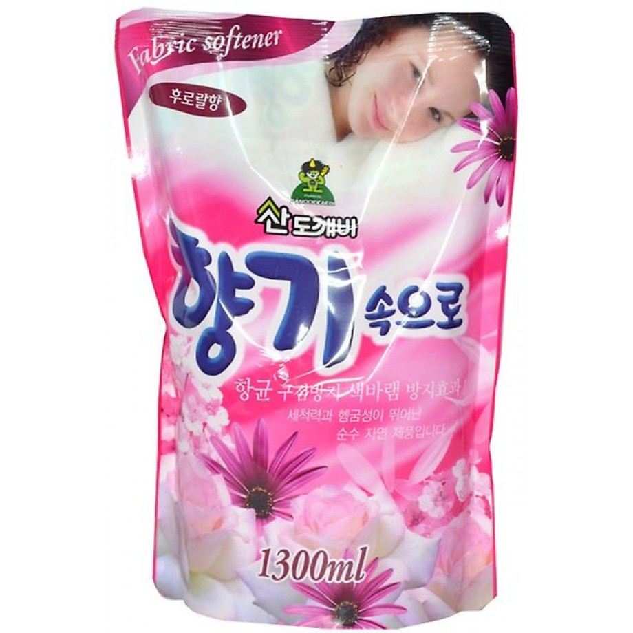 Кондиционер для белья с цветочным ароматом мягкая упаковка Sandokkaebi Soft Aroma Flowers - 1300 мл